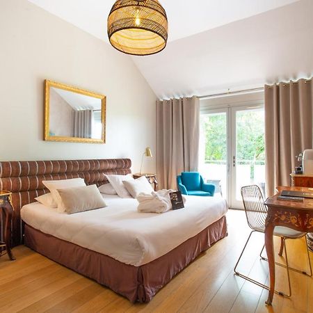 Le Pavillon Du Chateau, Hotel & Spa Ревель Екстер'єр фото