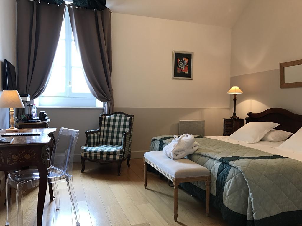 Le Pavillon Du Chateau, Hotel & Spa Ревель Екстер'єр фото