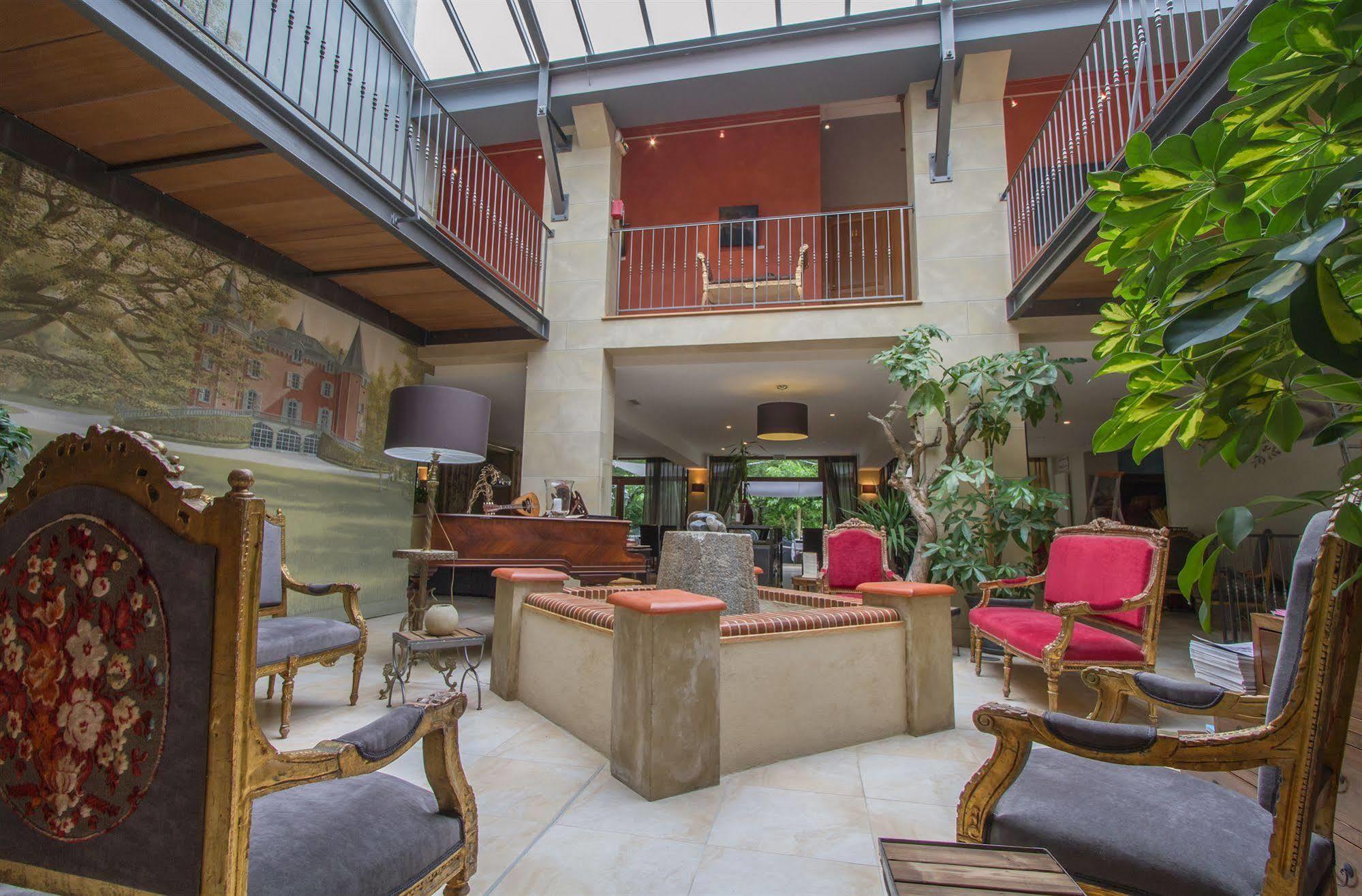 Le Pavillon Du Chateau, Hotel & Spa Ревель Екстер'єр фото