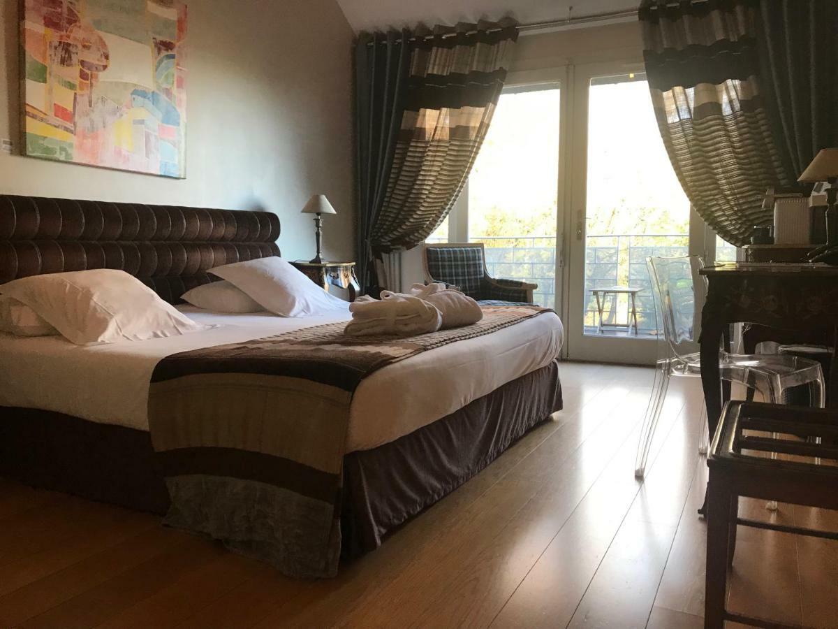 Le Pavillon Du Chateau, Hotel & Spa Ревель Екстер'єр фото