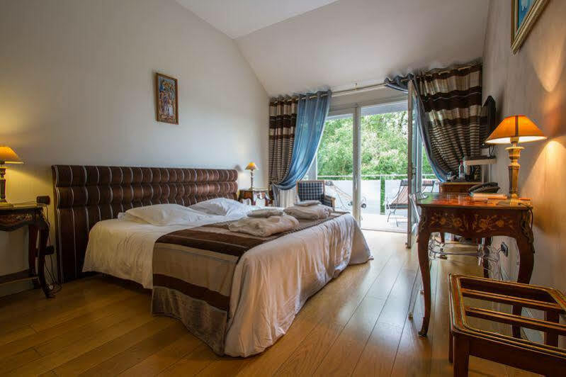 Le Pavillon Du Chateau, Hotel & Spa Ревель Екстер'єр фото